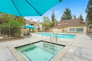 5728 Oak Bend Ln, Oak Park, CA 91377 - Photo 13