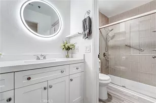 5728 Oak Bend Ln, Oak Park, CA 91377 - Photo 11