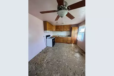 18806 Cairo, Carson, CA 90746 - Photo 7