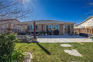 13974 Old Mill Ln, Victorville, CA 92394 - Photo 19