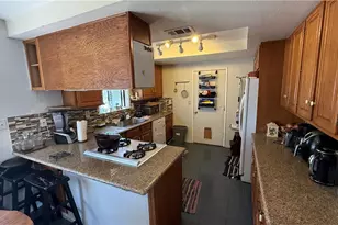 9230 Choiceana, Hesperia, CA 92345 - Photo 3