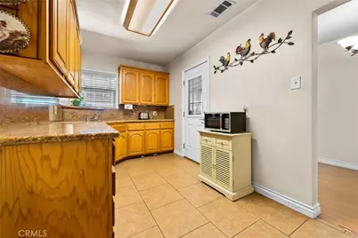 17765 Barbee Street, Fontana, CA 92336 - Photo 23