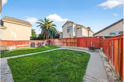 15541 Saldana Court, Fontana, CA 92337 - Photo 11