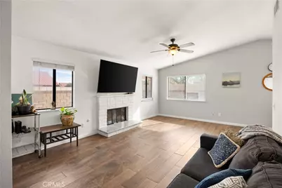 37112 Calle Amigo, Palmdale, CA 93550 - Photo 5