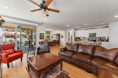 19120 Tiempo, Apple Valley, CA 92308 - Photo 7