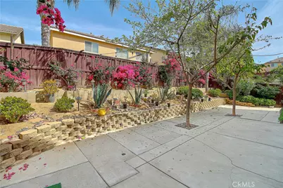 25960 Corte Antigua, Moreno Valley, CA 92551 - Photo 35