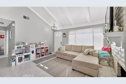 1913 W Wakeham, Santa Ana, CA 92704 - Photo 5