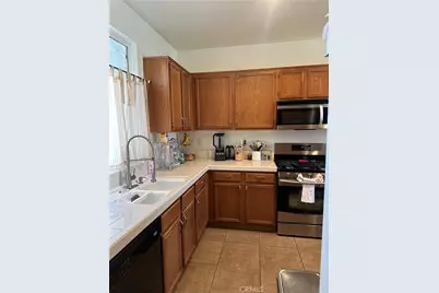 3913 Manquelo Court, Perris, CA 92571 - Photo 15