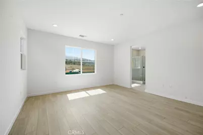 23704 Wilcox Drive, Newhall, CA 91321 - Photo 15