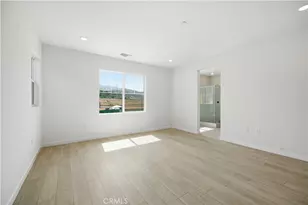 23704 Wilcox Dr, Newhall, CA 91321 - Photo 15