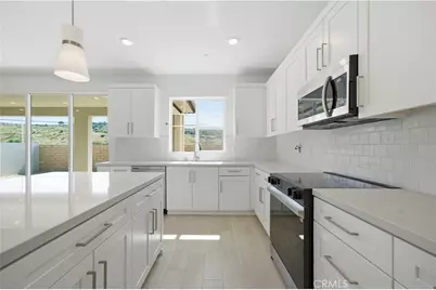 23704 Wilcox Drive, Newhall, CA 91321 - Photo 9