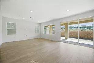 23704 Wilcox Dr, Newhall, CA 91321 - Photo 5