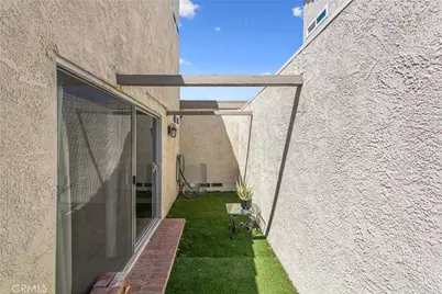 25432 Lawton, Loma Linda, CA 92354 - Photo 33