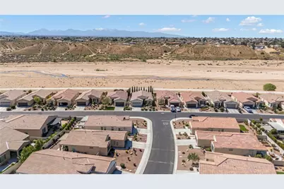 11614 Cascade Street, Apple Valley, CA 92308 - Photo 7