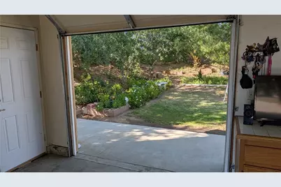 25414 Kalmia Avenue, Moreno Valley, CA 92557 - Photo 15