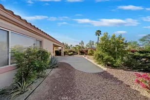 39375 Falconwood Ct, Palm Desert, CA 92211 - Photo 17