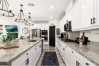 6529 Zion Way, Jurupa, CA 92509 - Photo 7