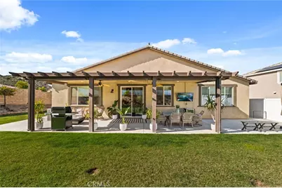 6529 Zion Way, Jurupa, CA 92509 - Photo 31