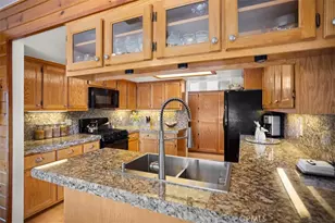 27720 St Bernard Ln, Lake Arrowhead, CA 92352 - Photo 17