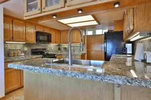 27720 St Bernard Ln, Lake Arrowhead, CA 92352 - Photo 15