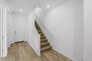 27323 Seven Oaks Ln, Valencia, CA 91381 - Photo 3