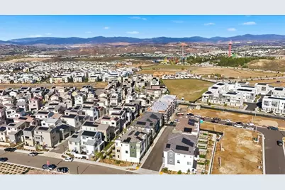 27323 Seven Oaks Lane, Valencia, CA 91381 - Photo 45