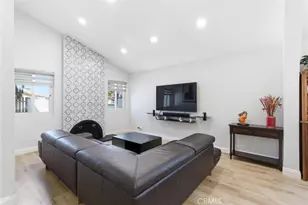 1019 Meadowview Ct, Corona, CA 92880 - Photo 9