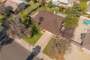 2415 Peppertree, Riverside, CA 92506 - Photo 29