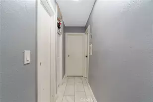 2166 W Alameda Ave, Anaheim, CA 92801 - Photo 17