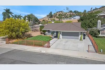 7613 Mountain Shadow, Jurupa Valley, CA 92509 - Photo 41