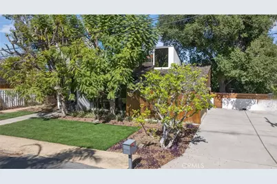 2023 Arroyo Drive, Riverside, CA 92506 - Photo 9