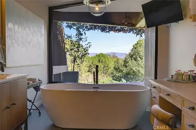 2023 Arroyo Drive, Riverside, CA 92506 - Photo 43