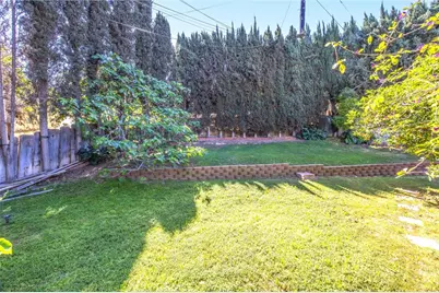 24673 Barton, Loma Linda, CA 92354 - Photo 33