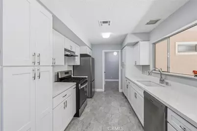 24673 Barton, Loma Linda, CA 92354 - Photo 7