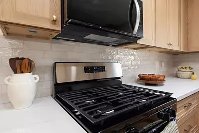 543 N Glenwood Avenue, Glendora, CA 91741 - Photo 17