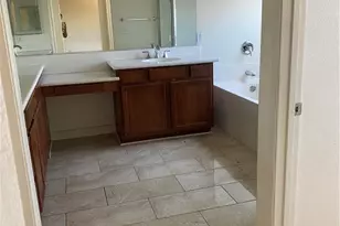 17667 View Mt Ct, Victorville, CA 92395 - Photo 13