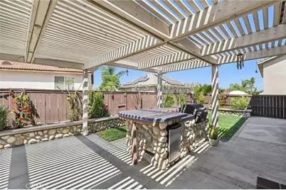 2582 Hudson Avenue, Corona, CA 92881 - Photo 43