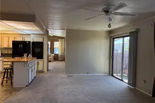 833 S Lyon Ave, Hemet, CA 92543 - Photo 19