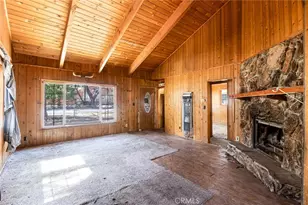 427 Holmes, Sugarloaf, CA 92386 - Photo 7