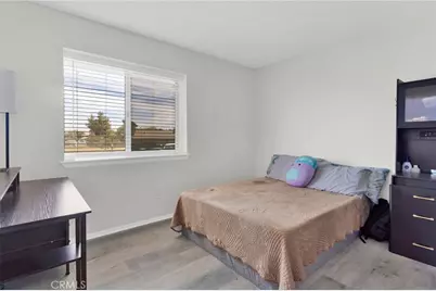 15870 Cazadero, Victorville, CA 92394 - Photo 29