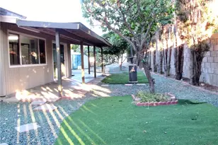 43251 San Mateo Way, Hemet, CA 92544 - Photo 17