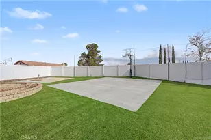 12714 Dorsey Ct, Victorville, CA 92392 - Photo 19