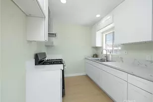 25160 Elmo, San Bernardino, CA 92404 - Photo 9