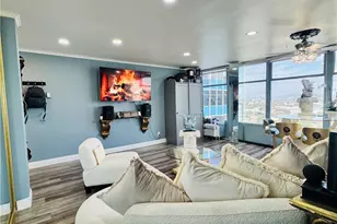 100 Atlantic Ave, Long Beach, CA 90802 - Photo 17