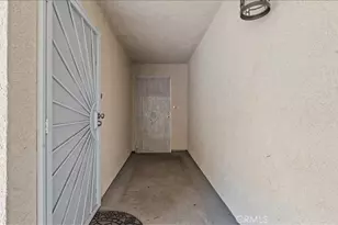 15000 Downey Ave, Paramount, CA 90723 - Photo 5