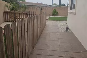 1720 Elsinore Circle, Oxnard, CA 93035 - Photo 35