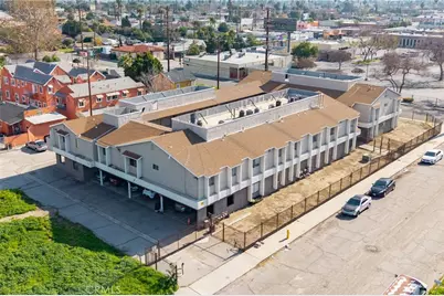 1319 Acacia, San Bernardino, CA 92405 - Photo 7