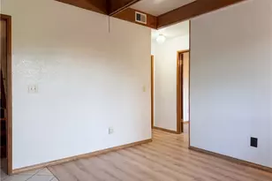 24035 Alpine Dr, Crestline, CA 92325 - Photo 11