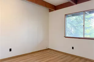 24035 Alpine Dr, Crestline, CA 92325 - Photo 13