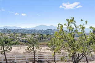 7780 Solitude Ct, Riverside, CA 92506 - Photo 5